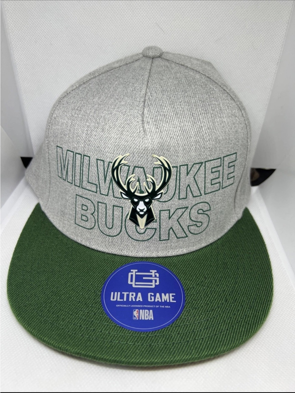 Milwaukee Bucks Ultra Game NBA Snapback Hat Gray Green Flat Bill OSFM